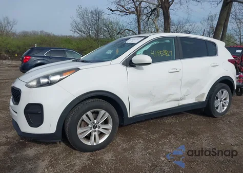 2018 Kia Sportage Lx z USA, uszkodzony, nr VIN KNDPM3AC8J7303520